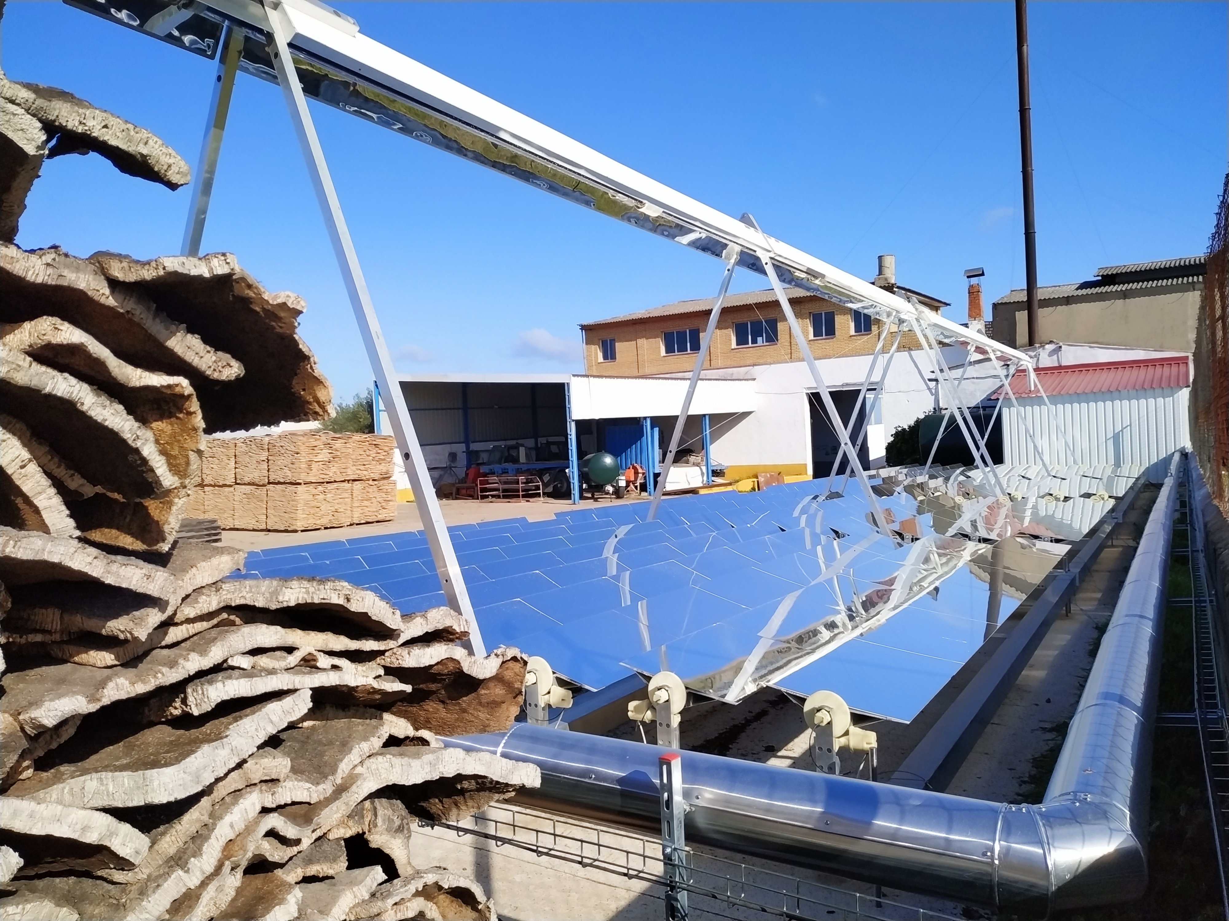 Medium temperature metal solar prototype to energetically optimize the cork firing process