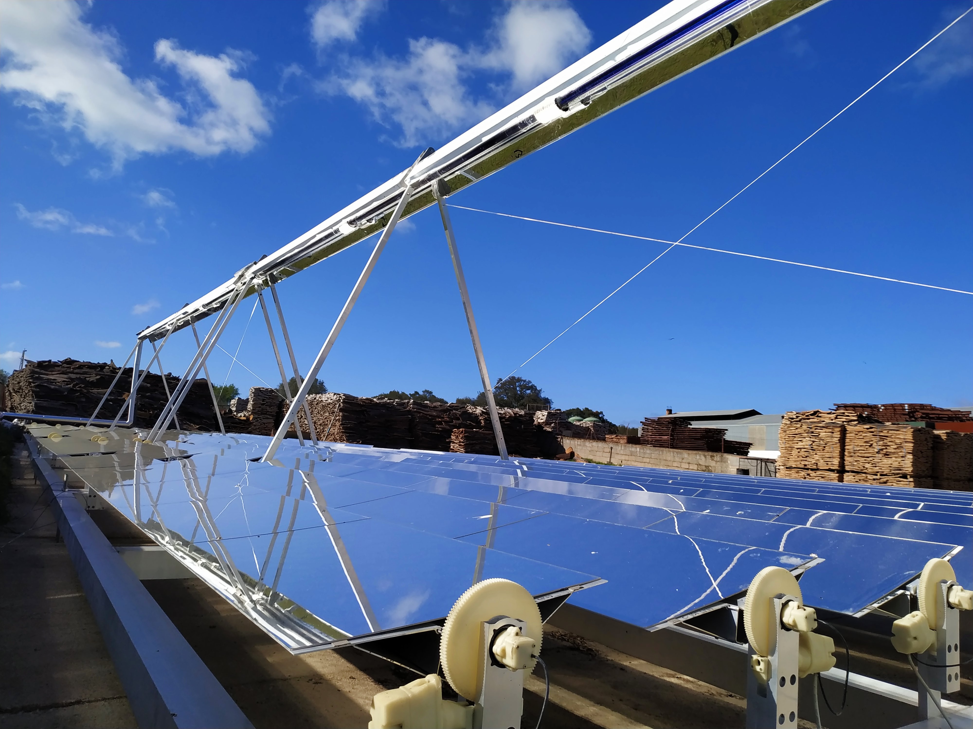 Protótipo de metal solar de média temperatura