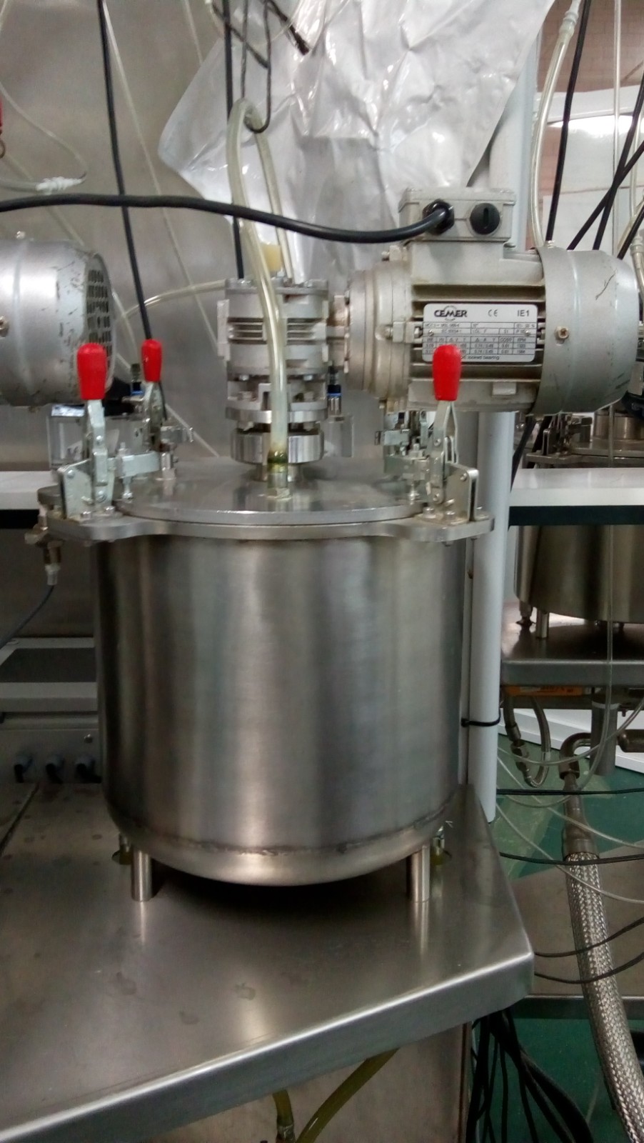 Biodigestor com capacidade de 5 litros